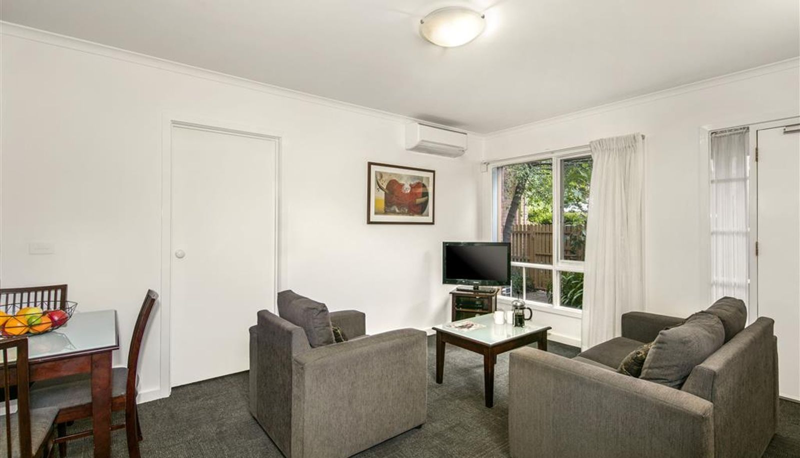 Zimmer - Comfort Apartments Royal Gardens