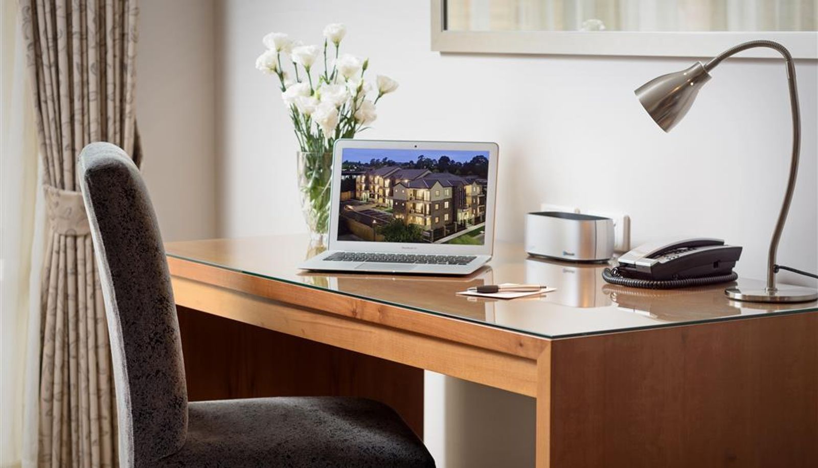 Innenbreich - Ringwood Royale Apartment Hotel