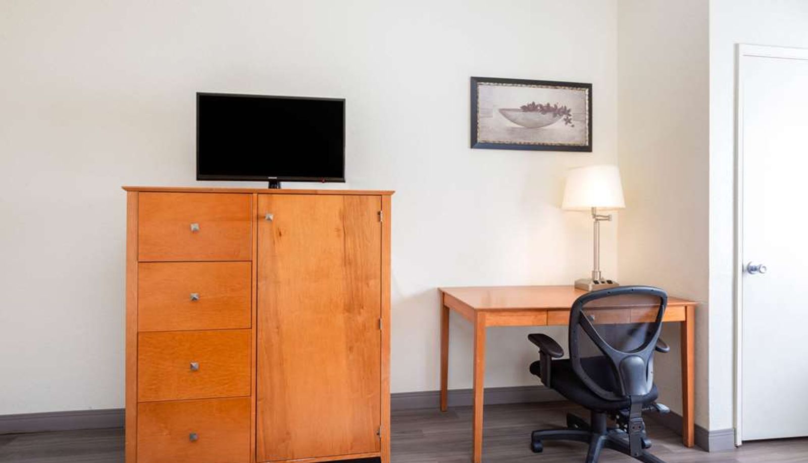Room - La Quinta Inn & Suites by Wyndham Tulare