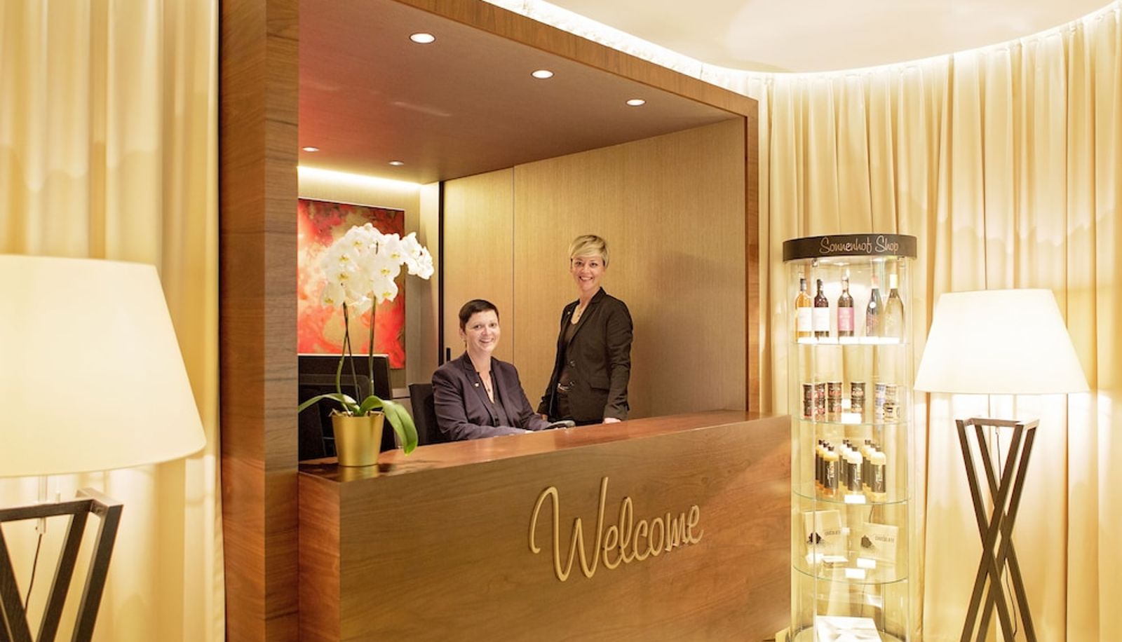 Reception - Parkhotel Sonnenhof