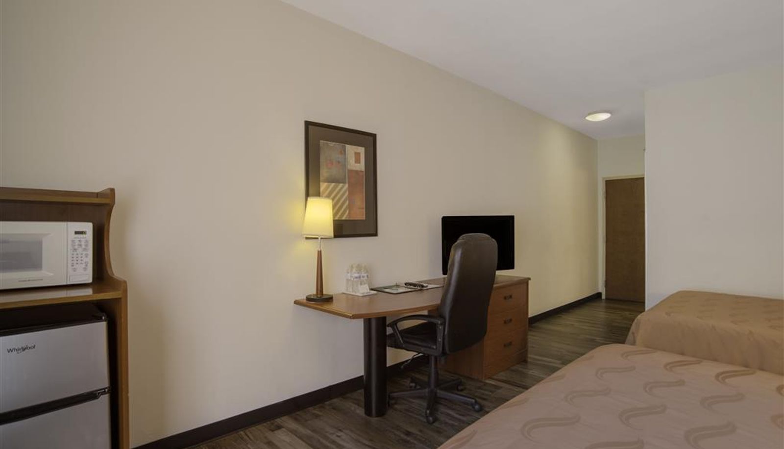 Zimmer - Quality Inn & Suites Chambersburg Northeast