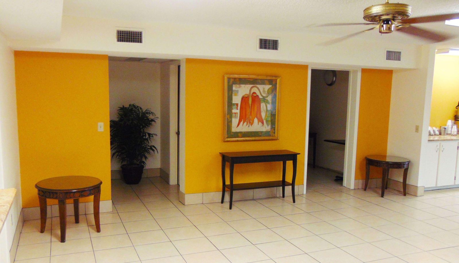 Hal - WESTERN MOTEL LOVELL