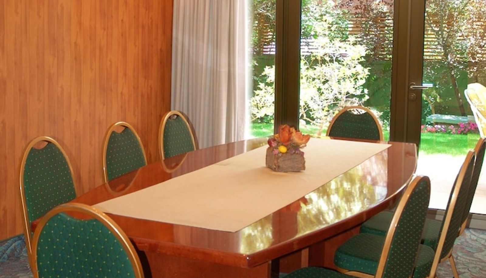 Sala de reuniones - Eurotel El Bosque