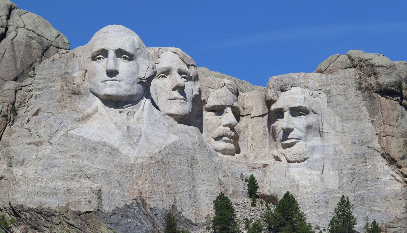 Info - Magnuson Grand Rushmore View