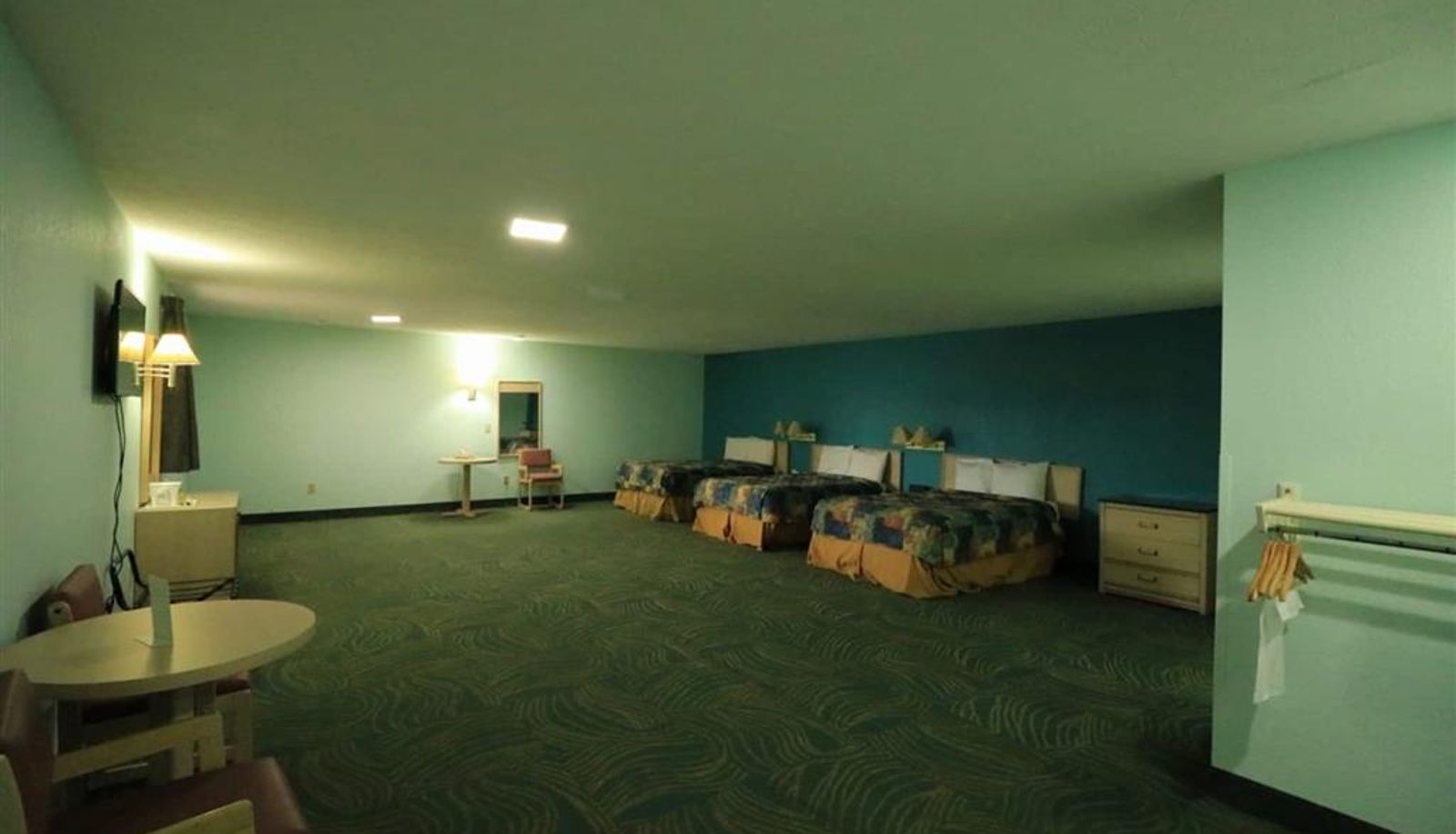 Habitación - Travelodge by Wyndham Parkersburg