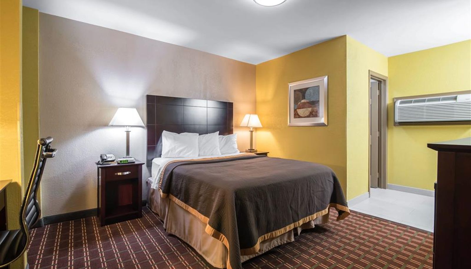 Room - Rodeway Inn Towanda