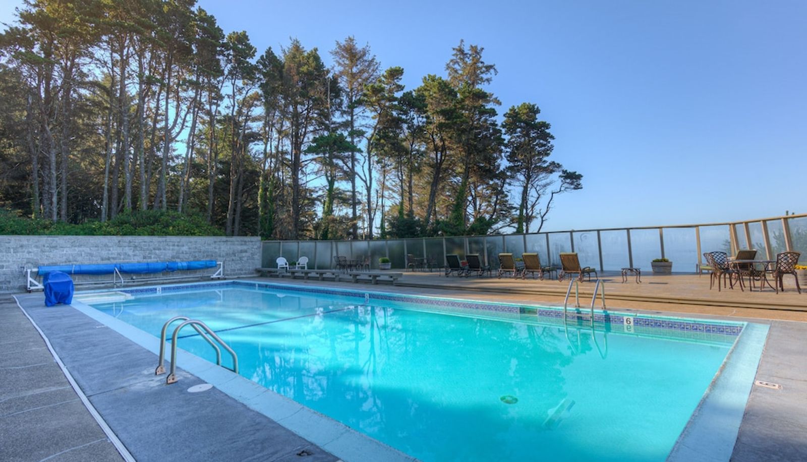Pool - Inn at Otter Crest