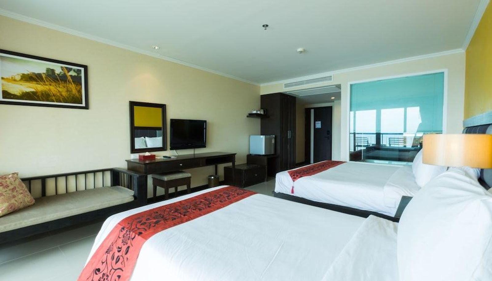 Camera standard - Phala Cliff Beach Resort and Spa