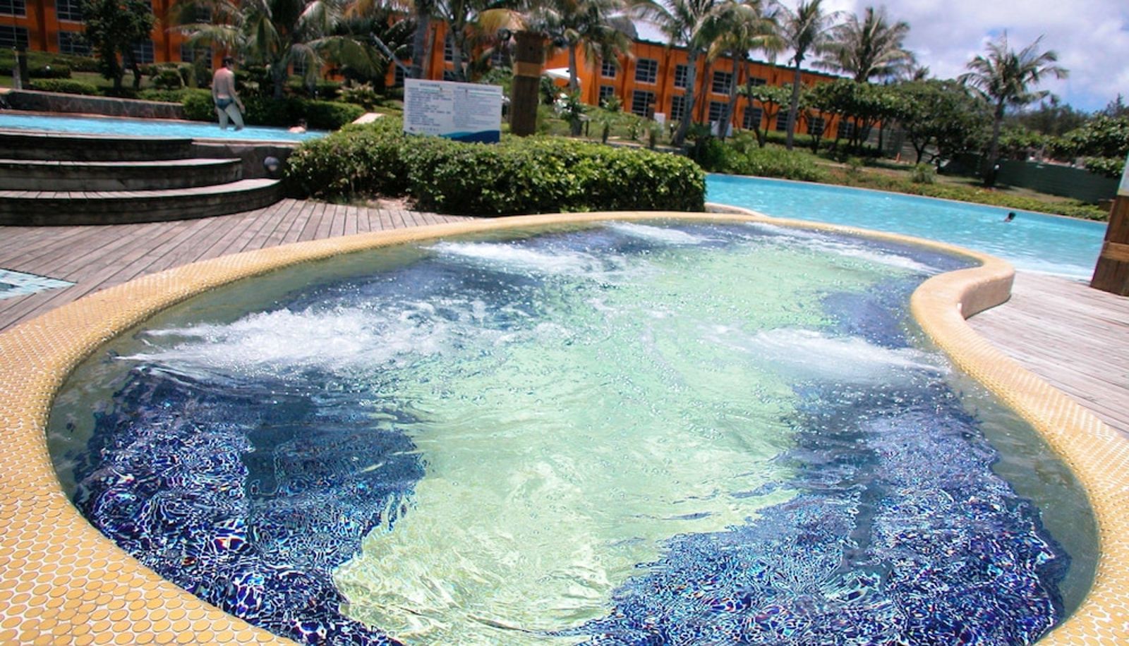 Basen - Chateau Beach Resort