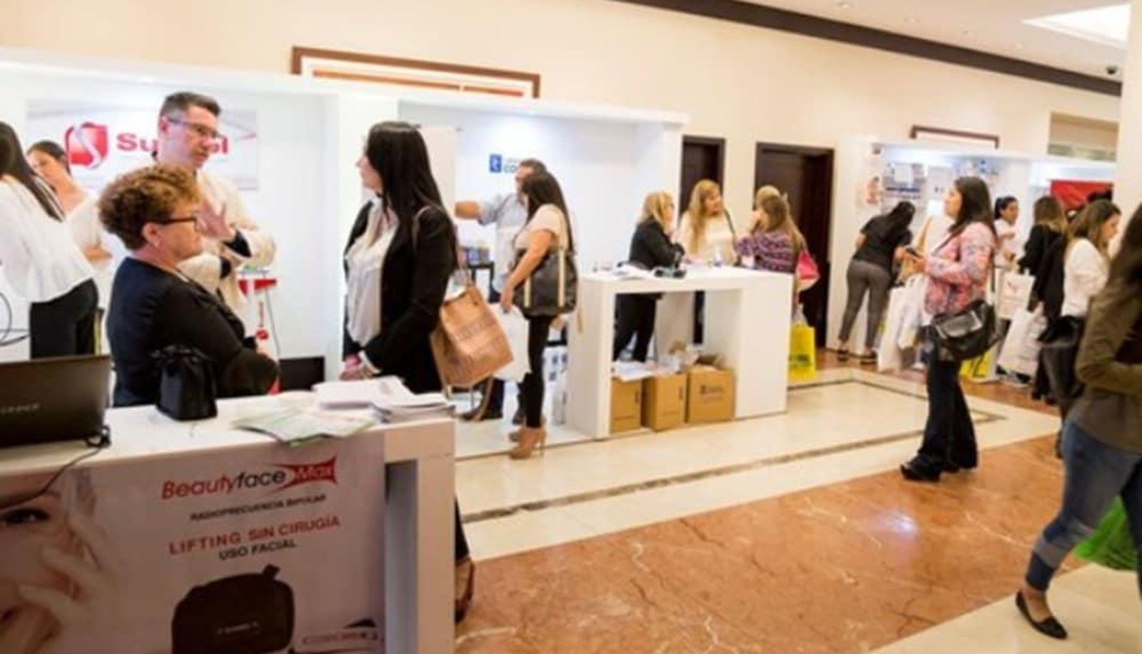 Business centre - Amerian Hotel Casino Gala
