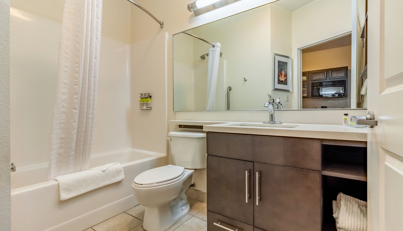 Zimmer - Candlewood Suites LINCOLN by IHG