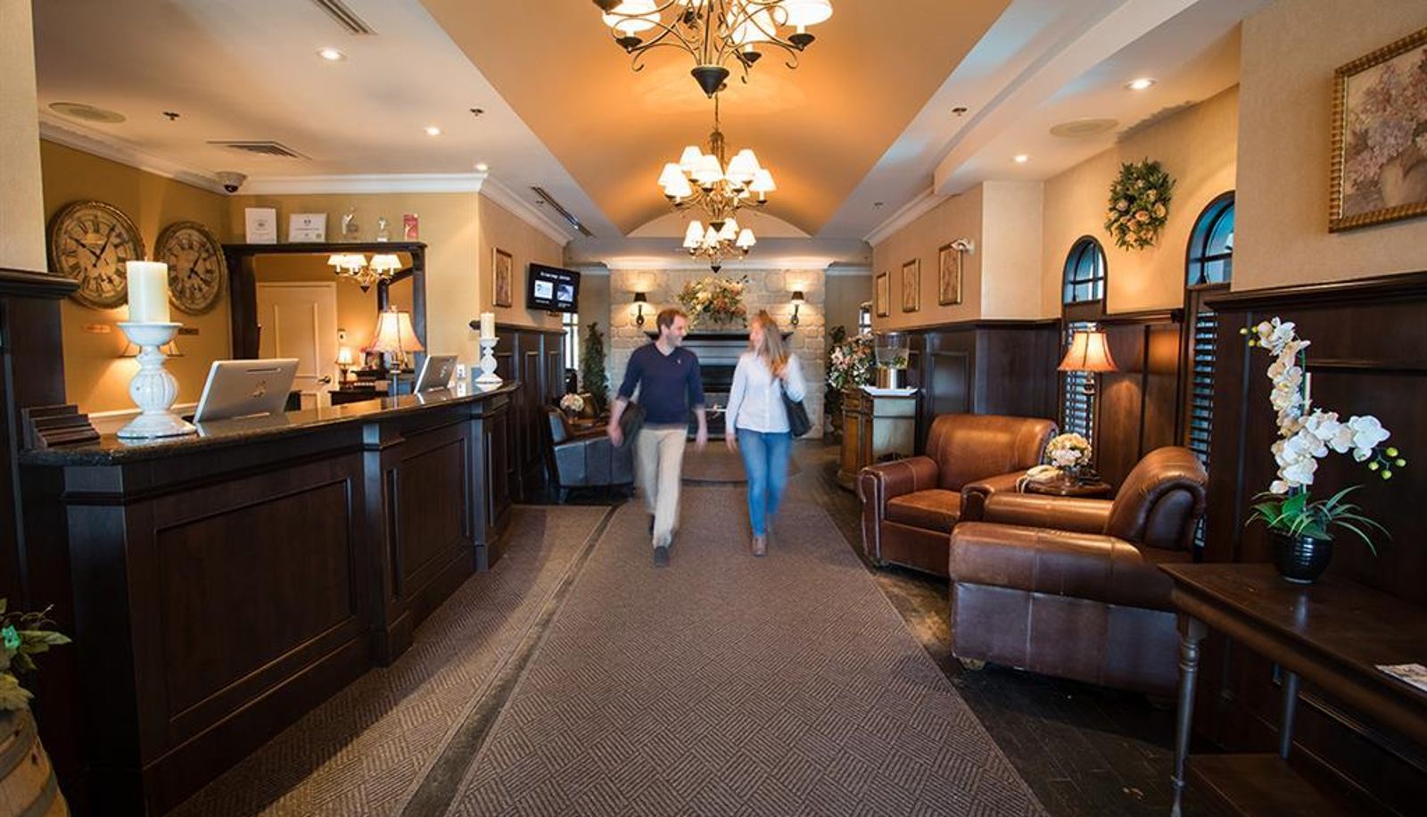 Salón - Hotel Vallea Bromont Tapestry Collection by Hilton