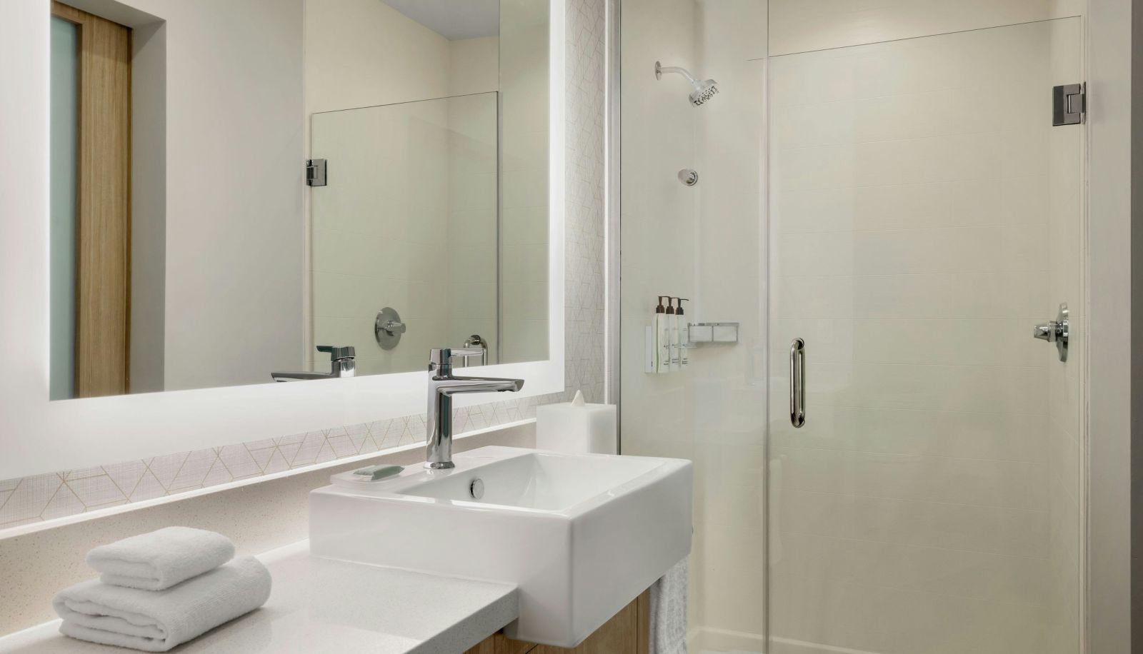 Zimmer - SpringHill Suites by Marriott Orange Beach Gulf Shores