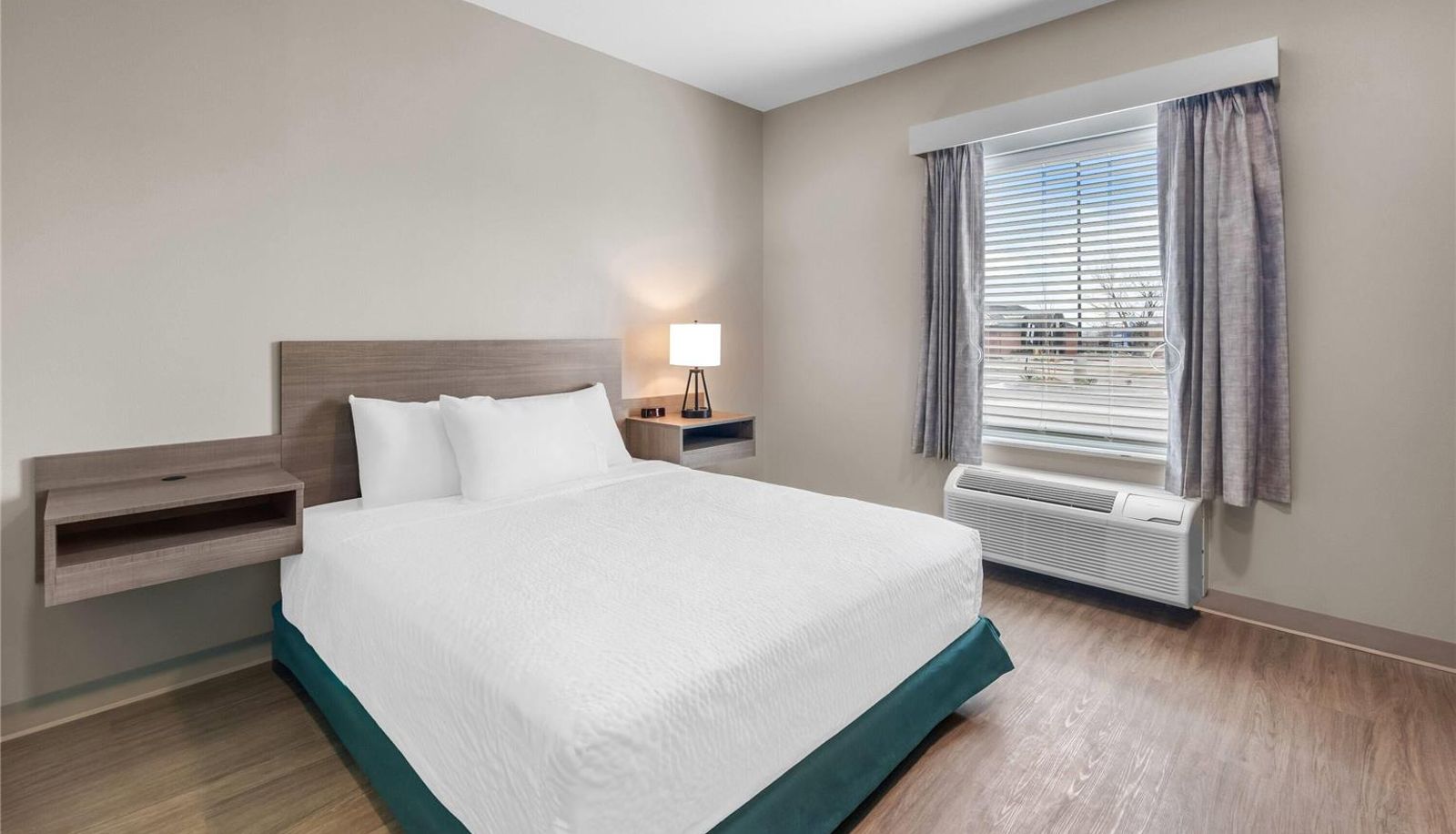 Habitación - ECHO Suites Extended Stay by Wyndham Colorado Springs Airpt