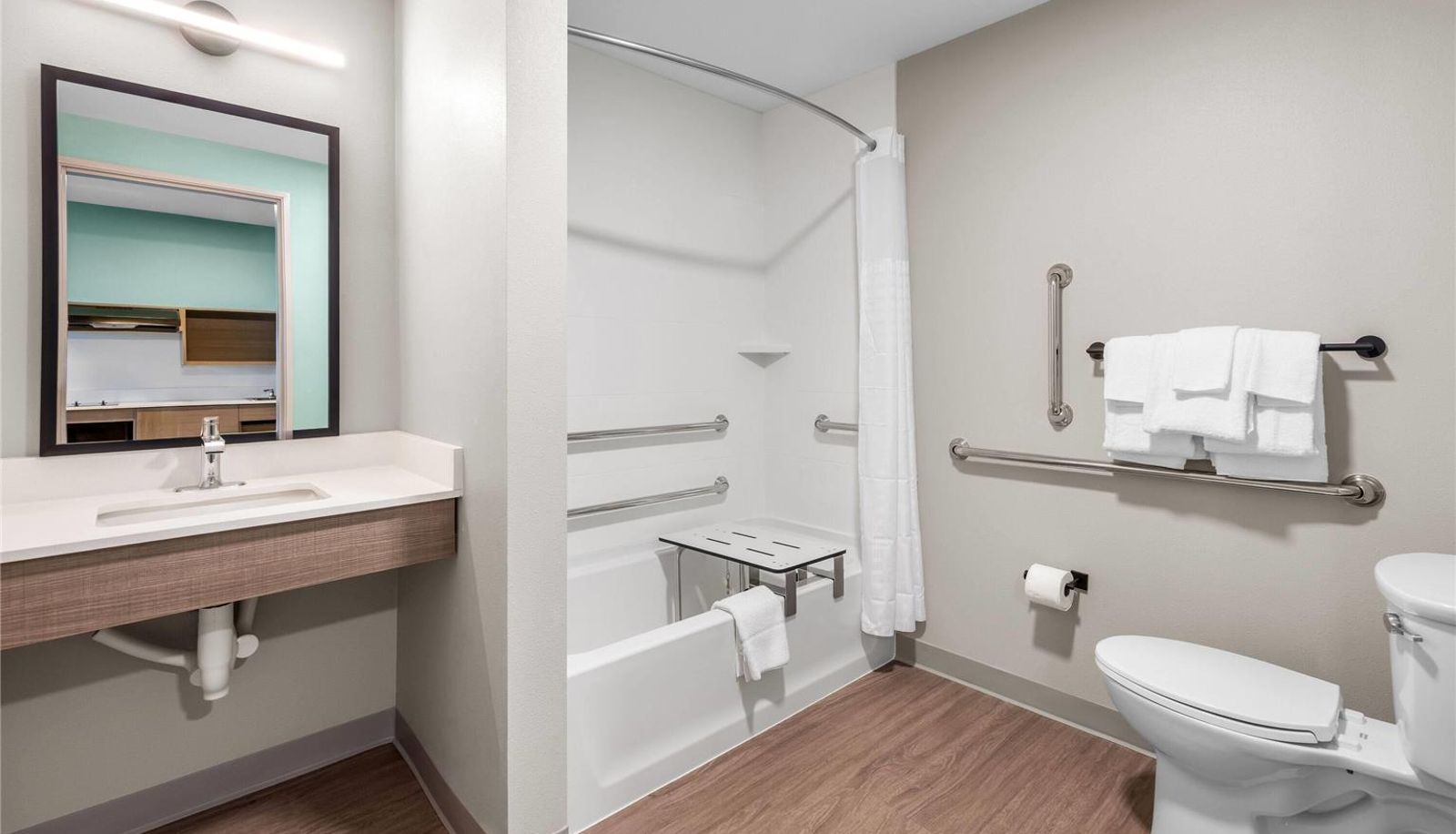 Habitación - ECHO Suites Extended Stay by Wyndham Colorado Springs Airpt