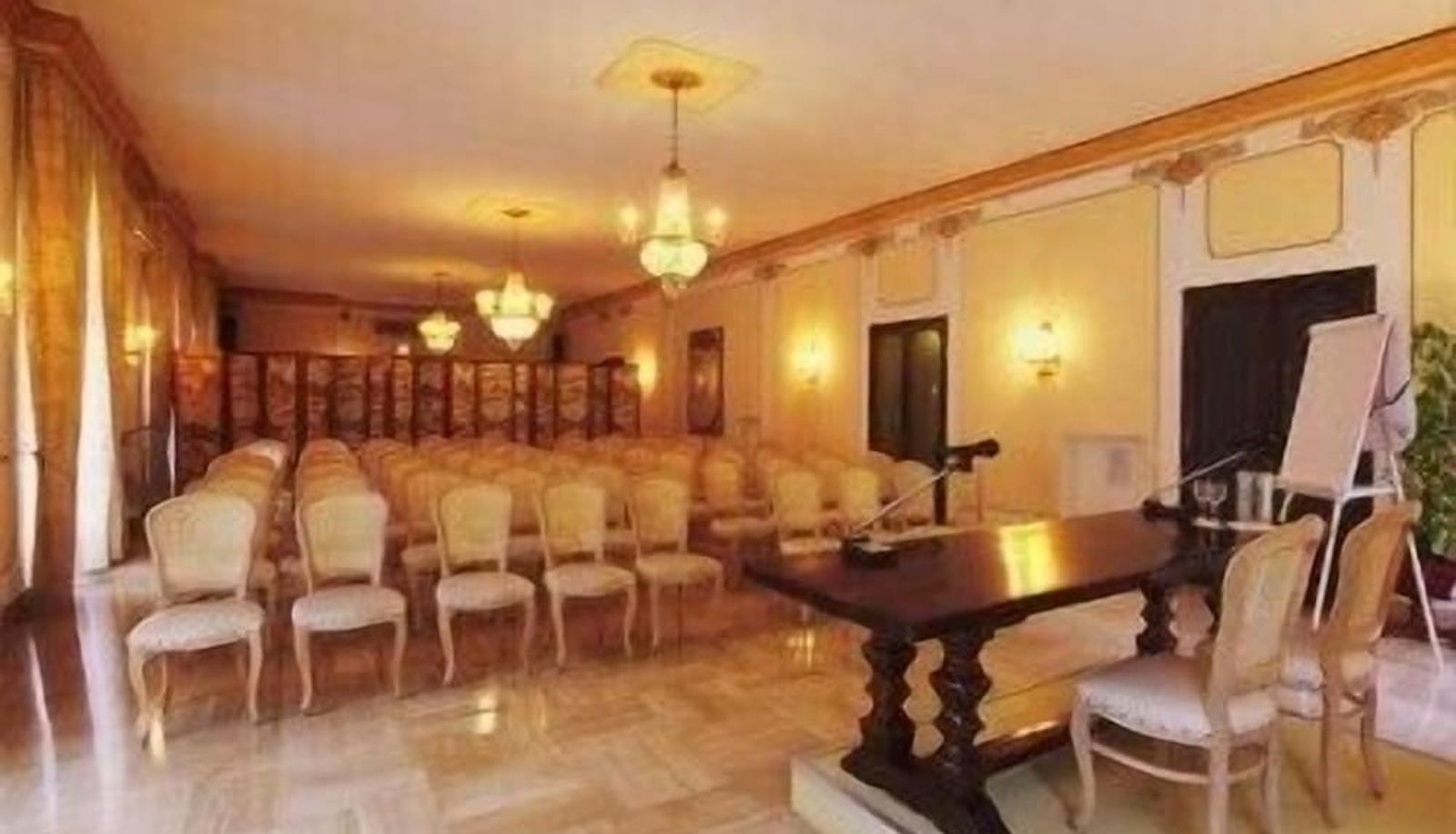 Sala riunioni - Villa Ducale