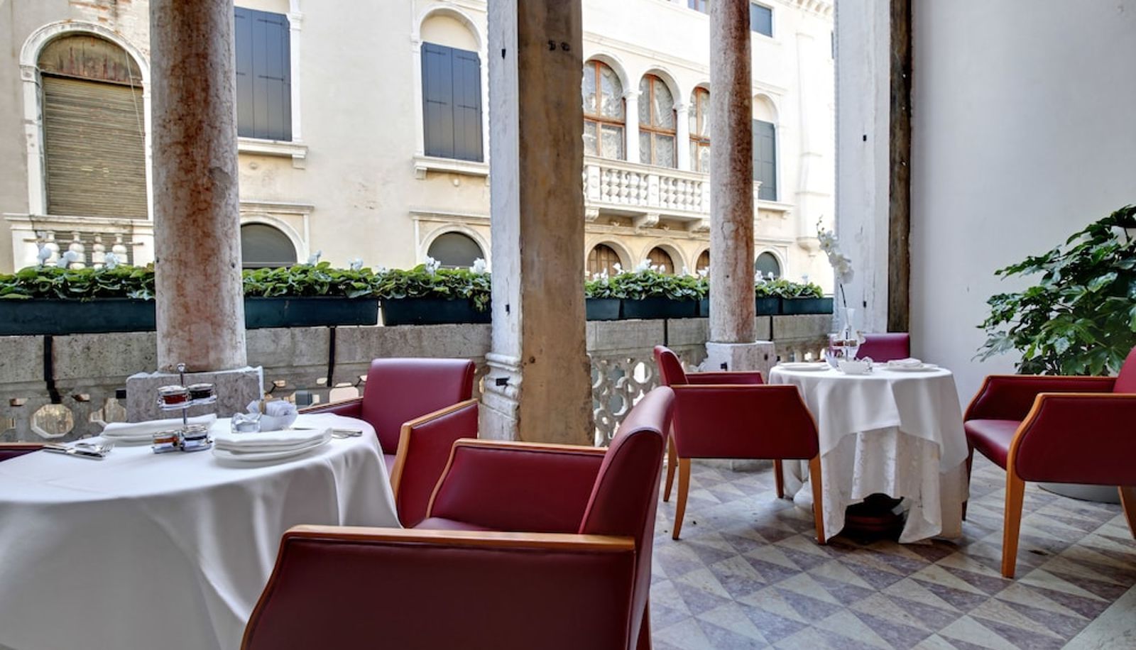 Restaurant - Hotel Dona Palace