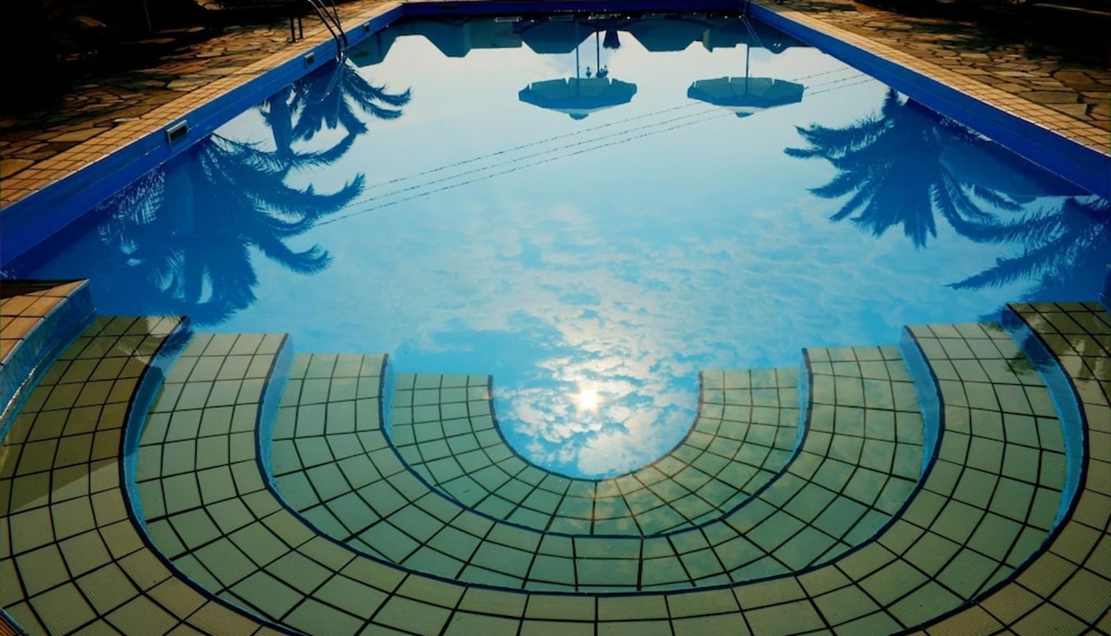 Piscina - Kelyfos Hotel Bungalows and Suites