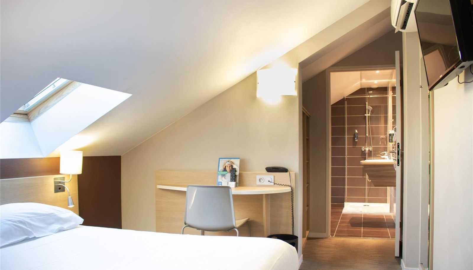 Zimmer - Brit Hotel Macon Centre Gare