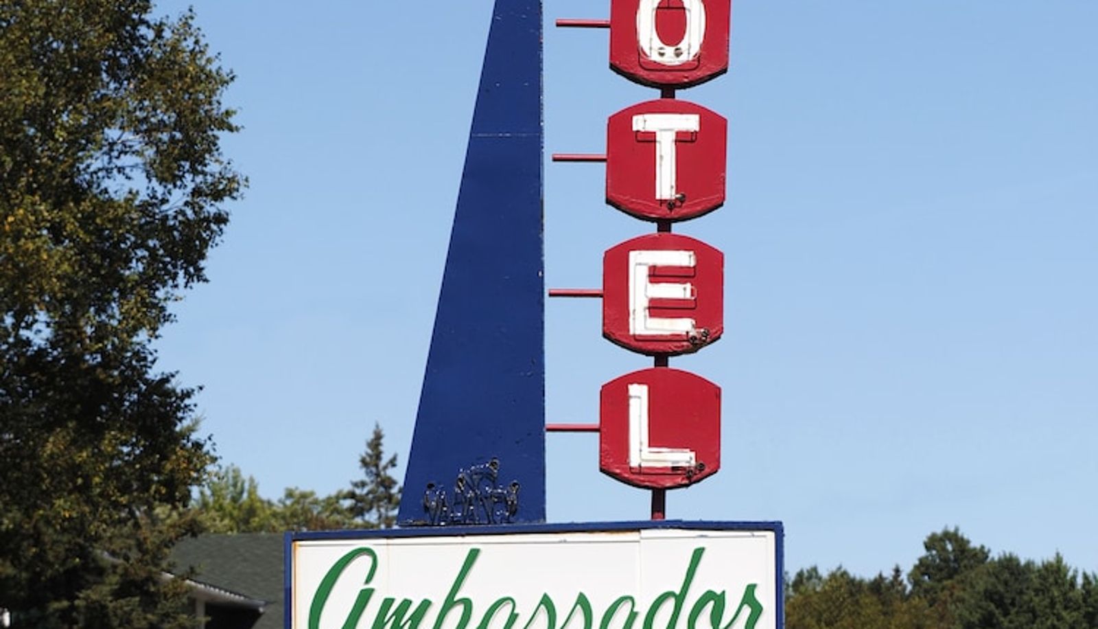 Info - Ambassador Motel