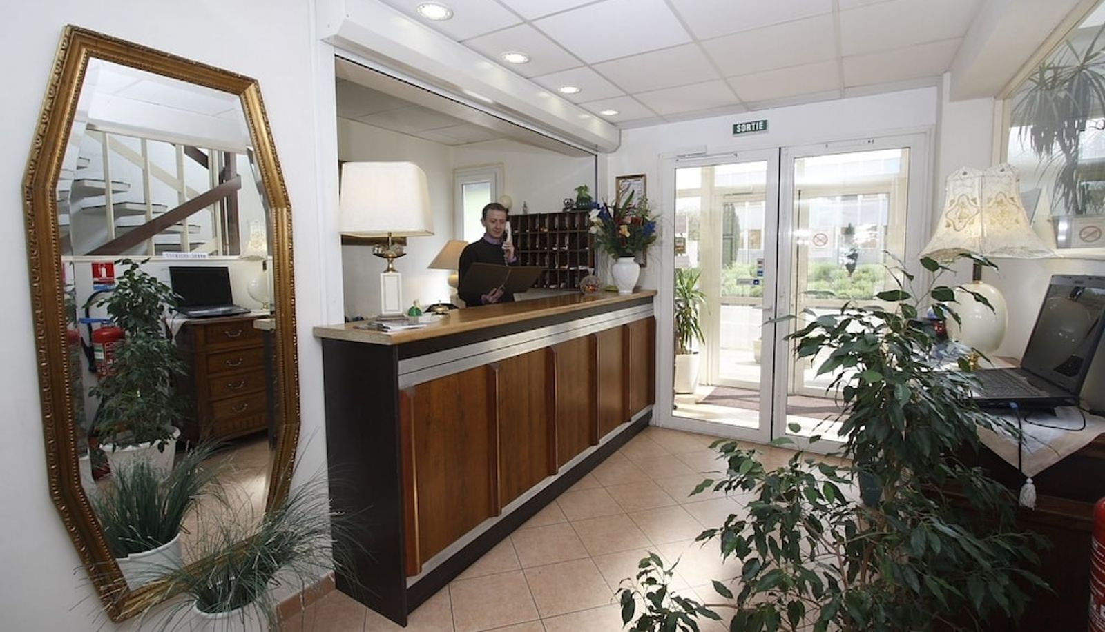 Receptie - Hotel Eden