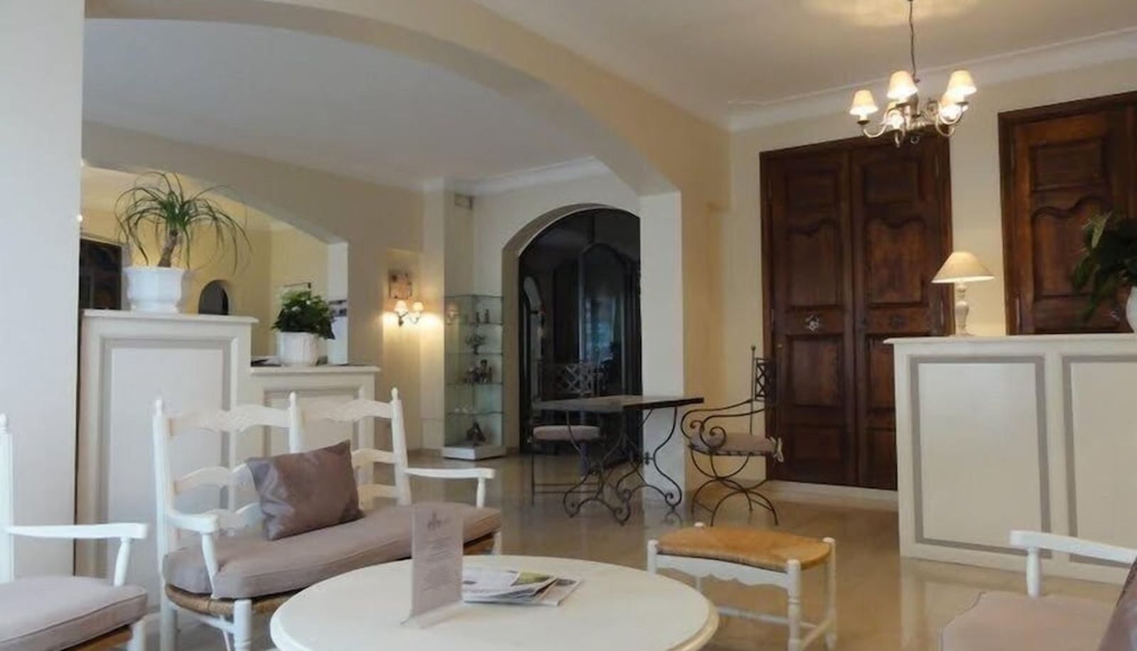 Hall - Hôtel les Echevins