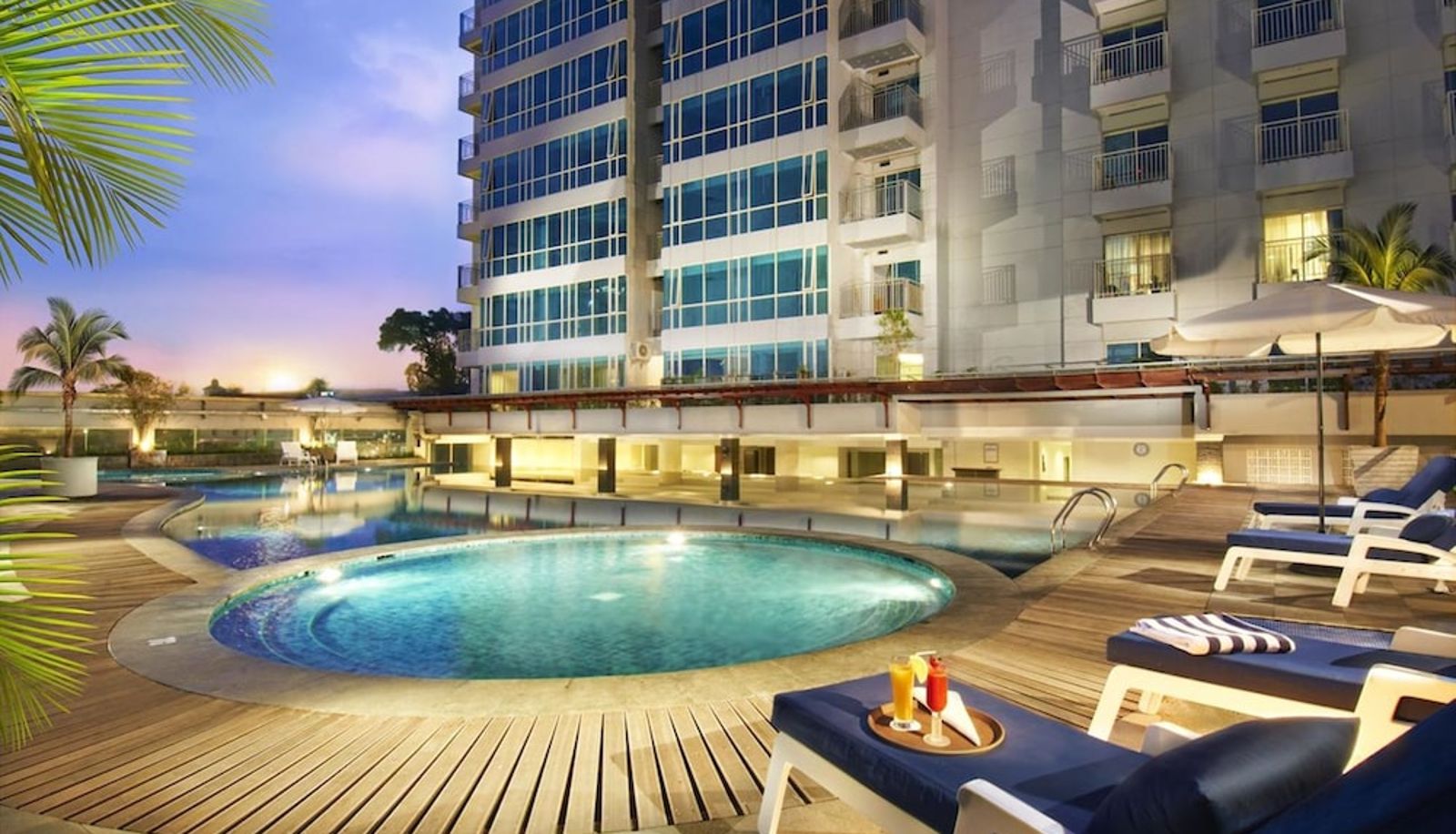 Piscina - éL Hotel Bandung