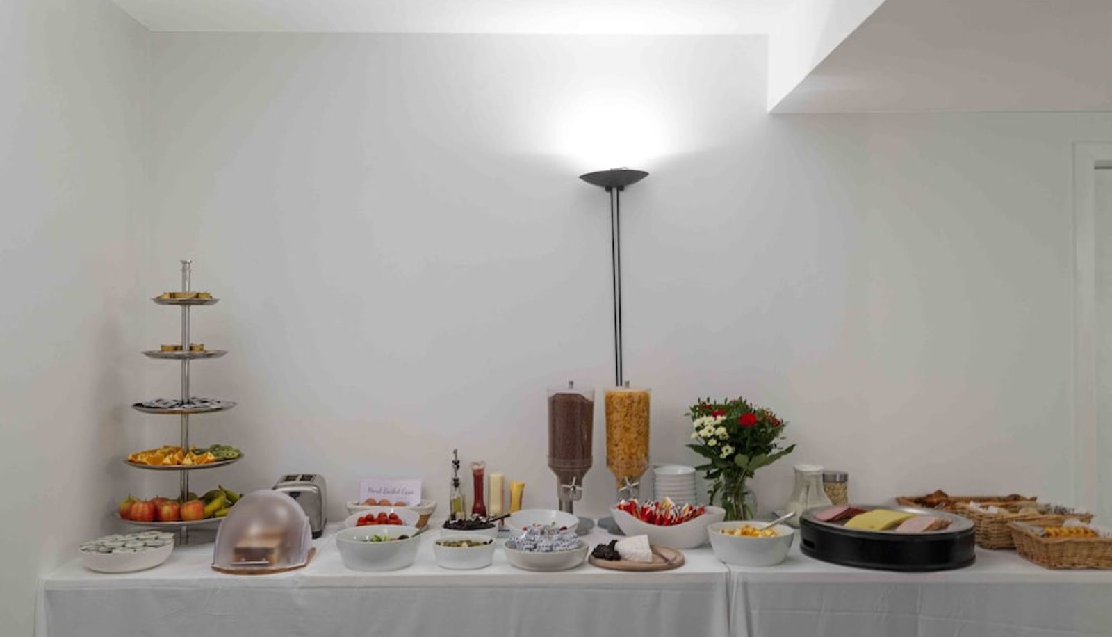 Info - Argus Hotel Brussels by HappyCulture