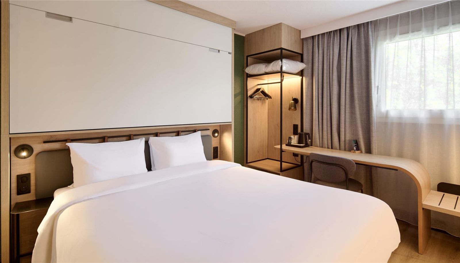 Chambre - Campanile PRIME - Nanterre La Défense