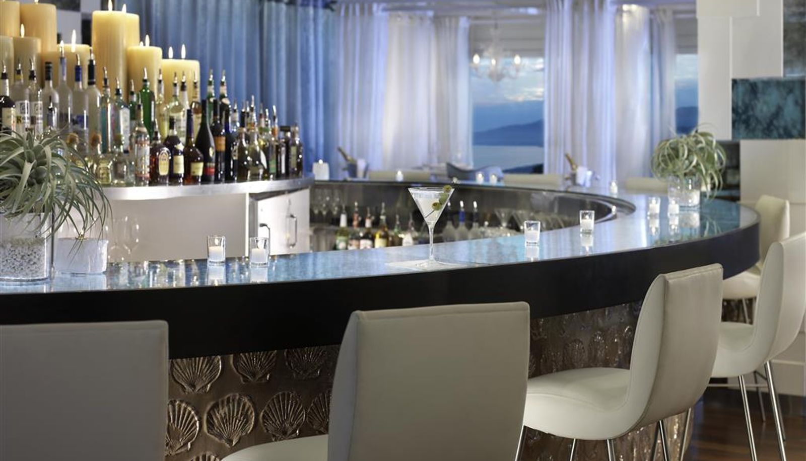 Restaurant - Huntley Santa Monica Beach
