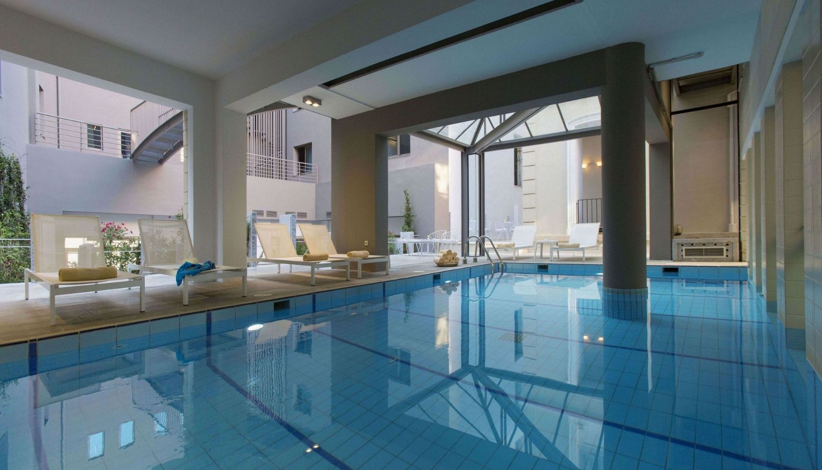 Información - Aquila Atlantis Hotel