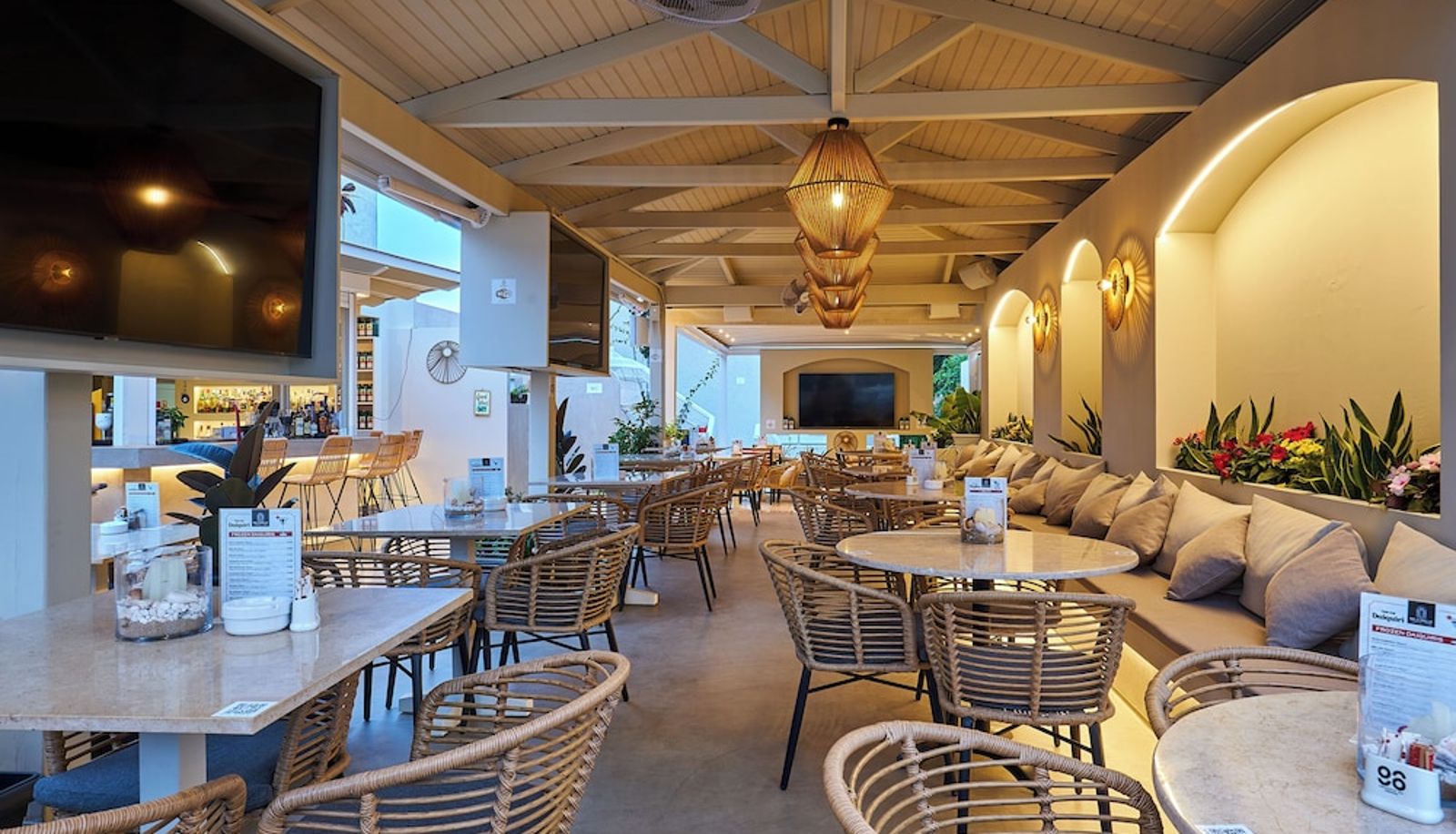 Bar - Mila Malia Studios Hotel