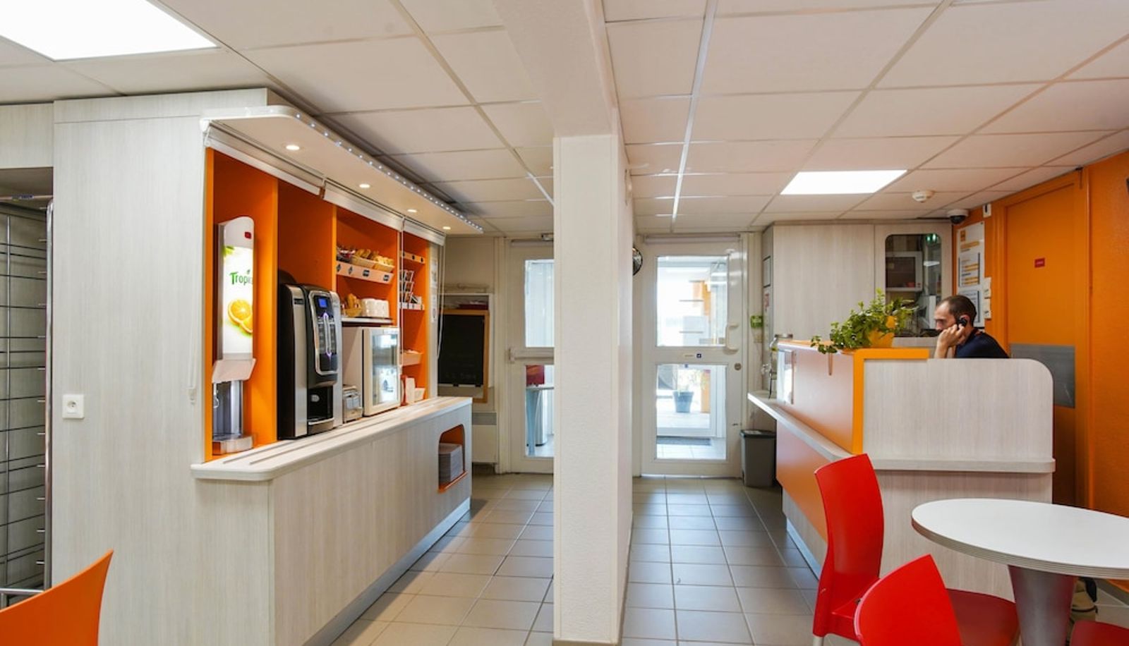 Recepcja - PREMIERE CLASSE VILLEJUST - ZA COURTABOEUF