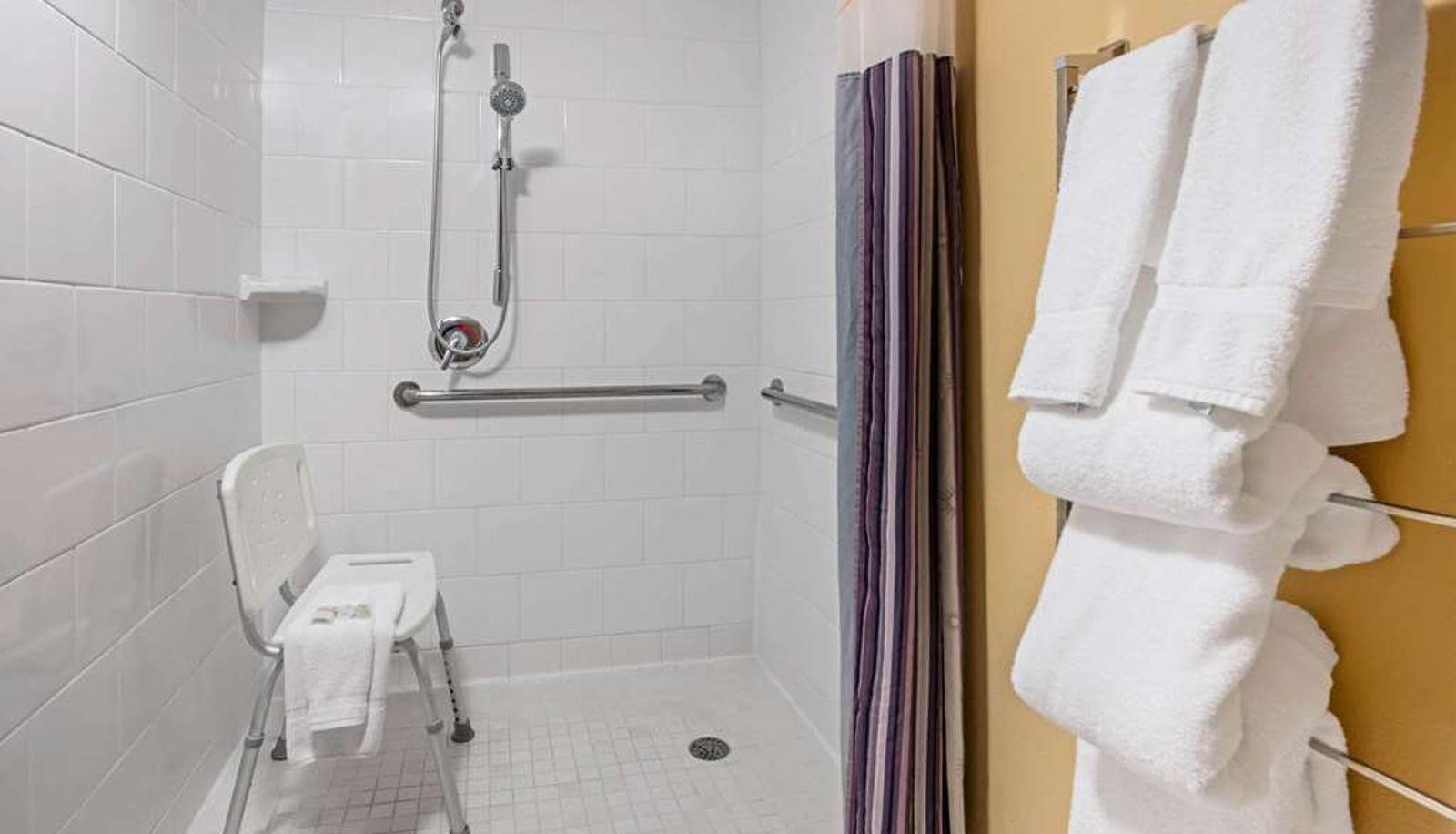 Zimmer - La Quinta Inn & Suites by Wyndham West Palm Beach Airport