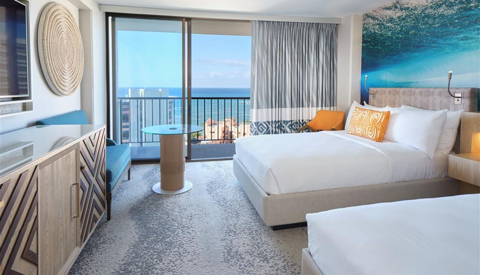 Camera - OUTRIGGER Waikiki Beachcomber Hotel