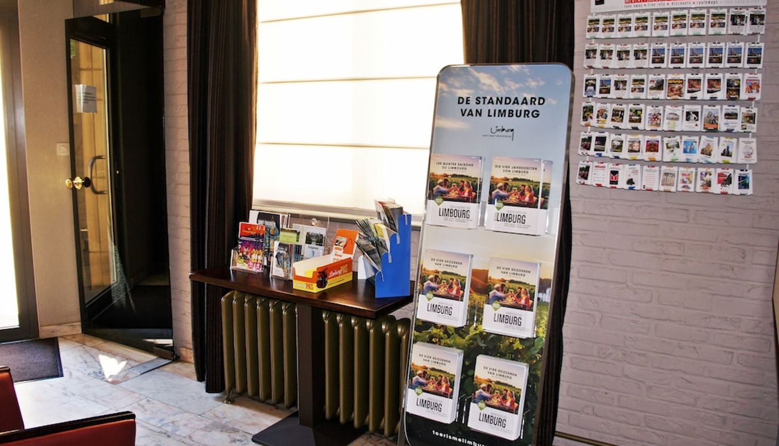 Recepción - Belrom Hotel