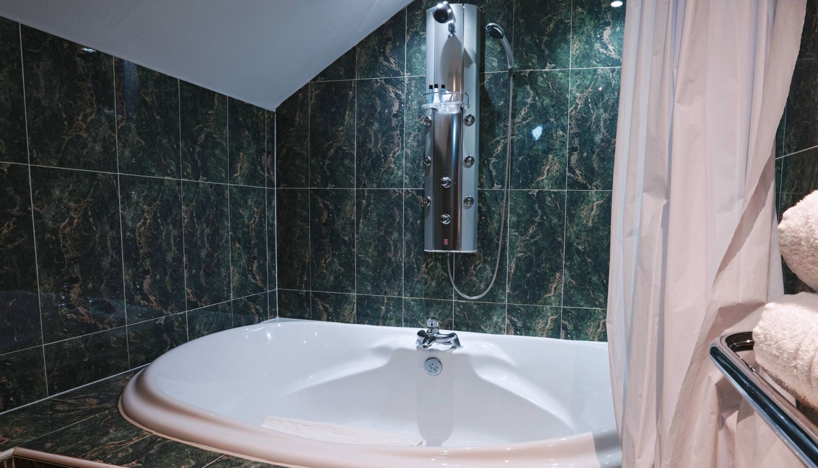 Camera - CBH Gomersal Park Hotel and Spa