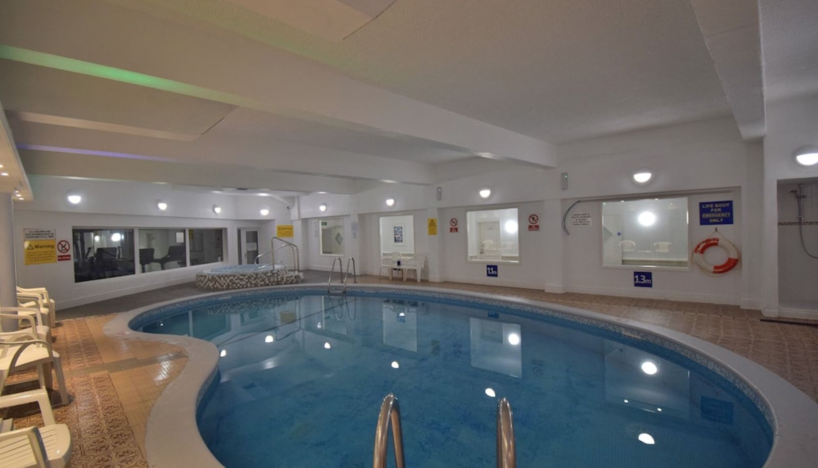 Pool - Riviera Hotel