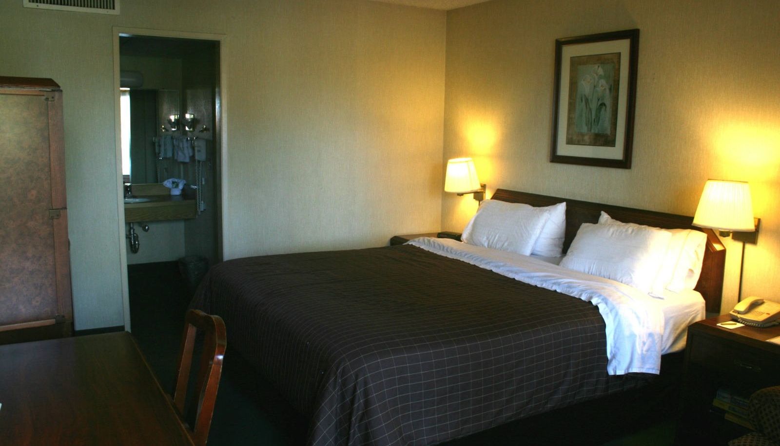 Zimmer - Vagabond Inn - Costa Mesa