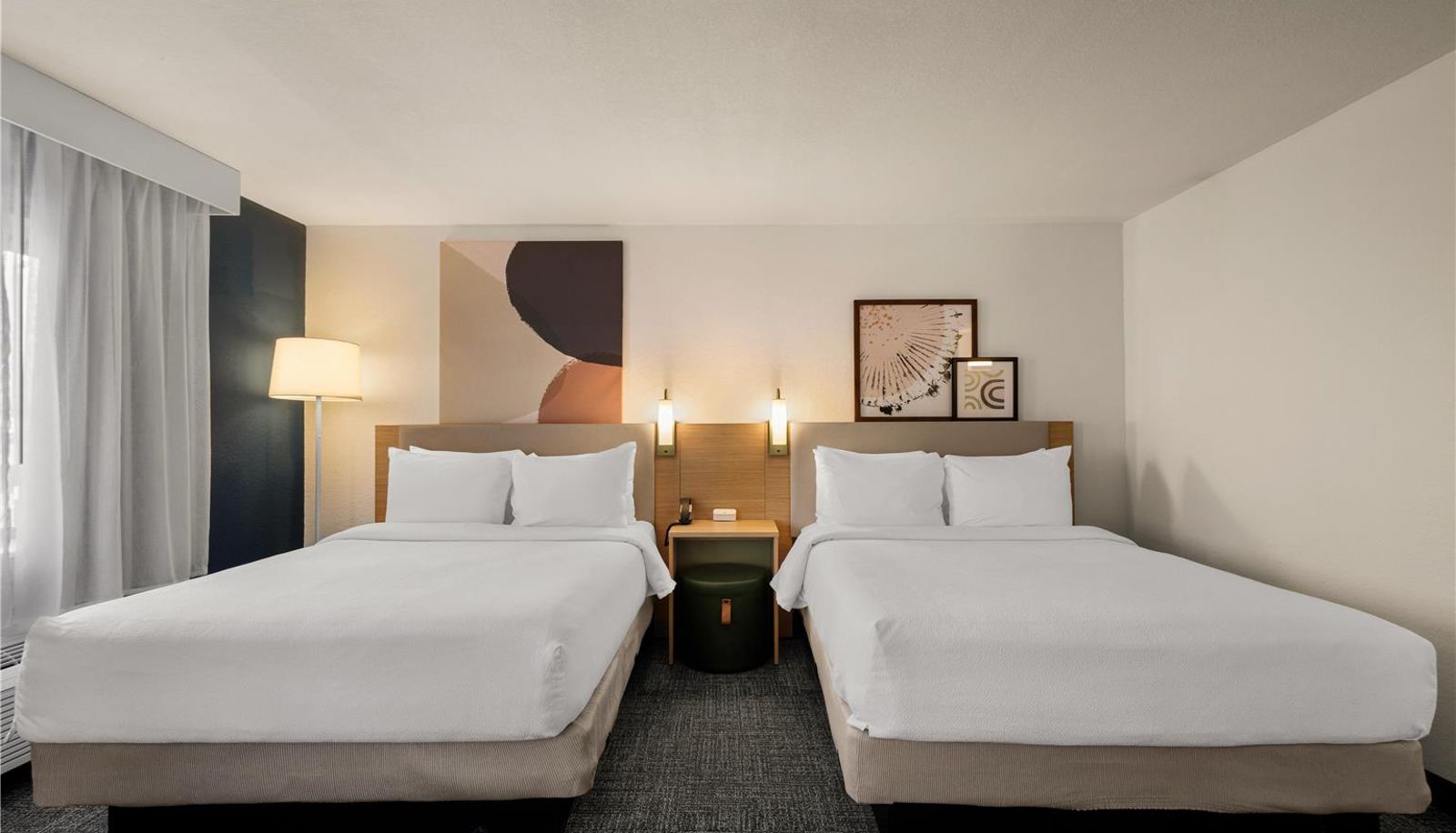 Kamer - Spark by Hilton Fort Wayne
