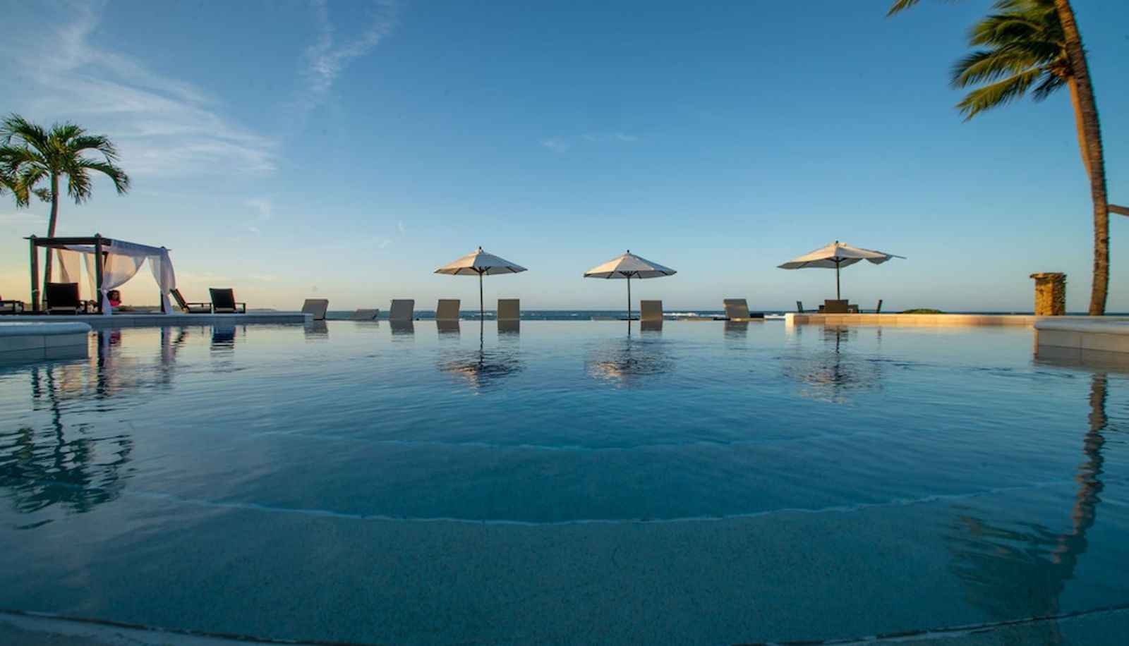Piscina - Velero Beach Resort