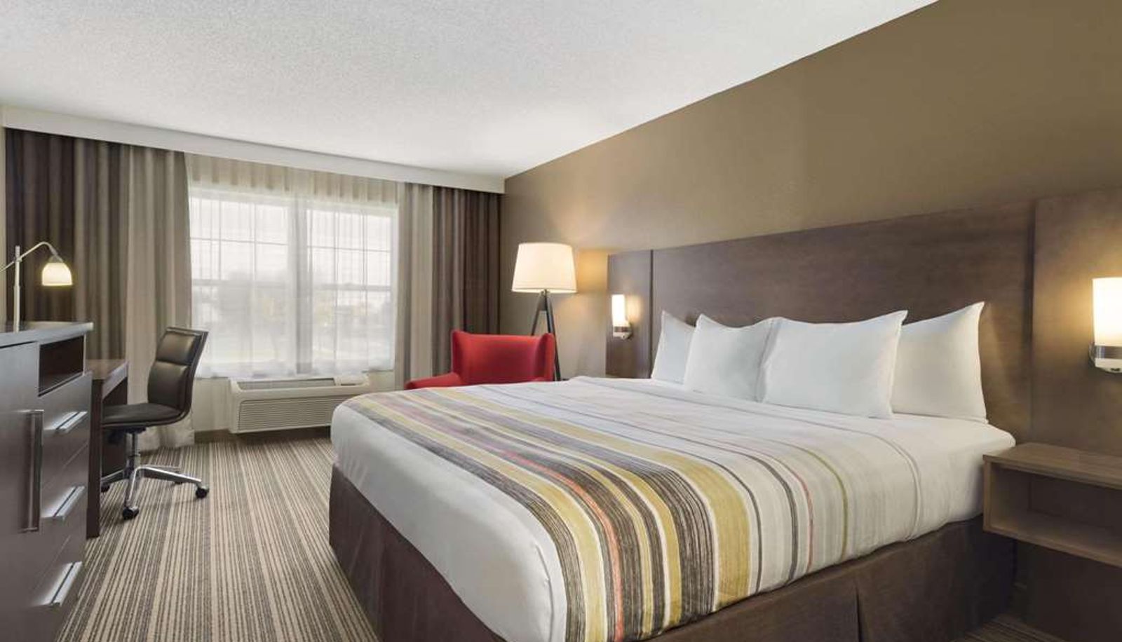 Room - Country Inn & Suites by Radisson Ankeny IA