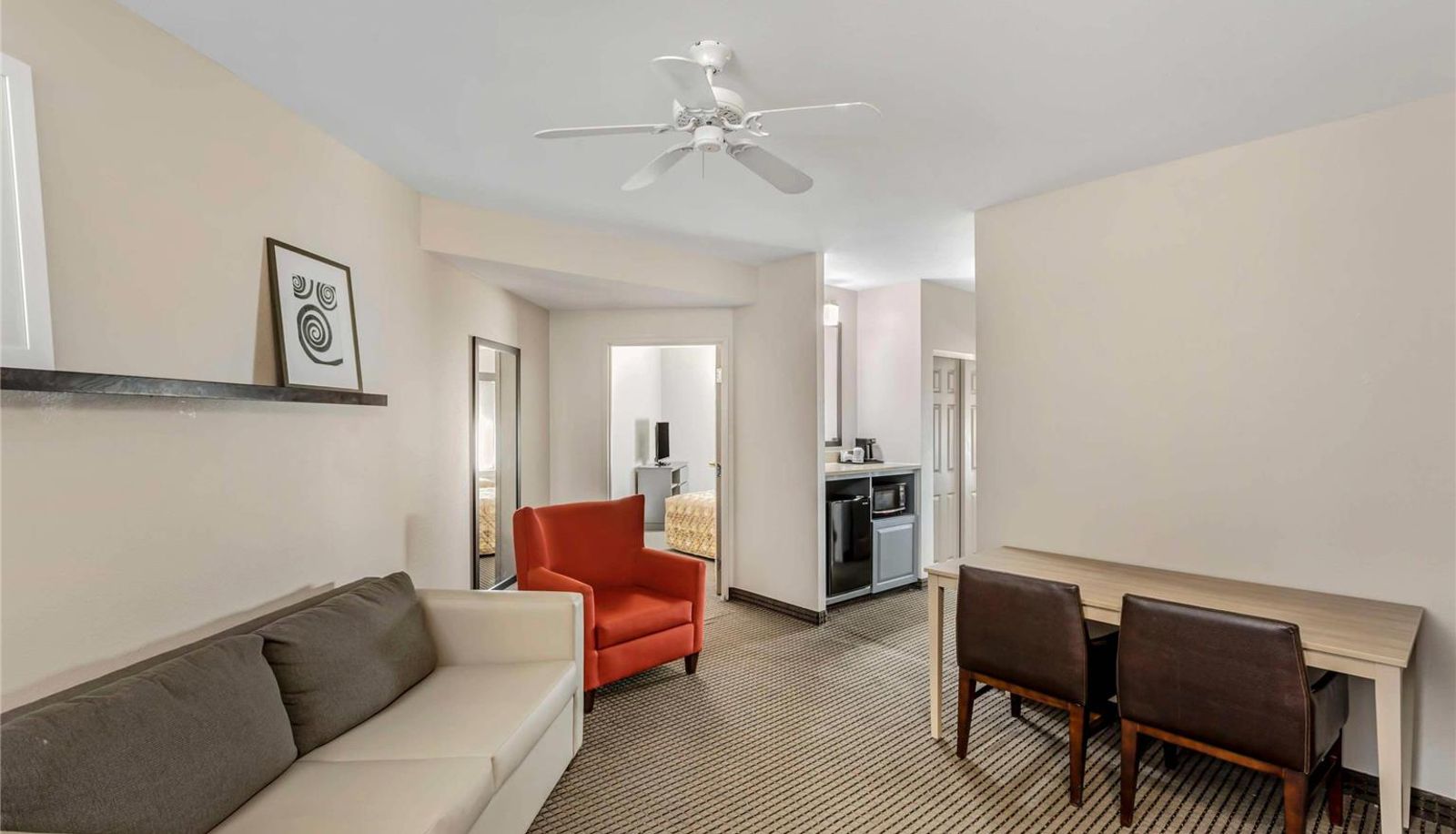 Room - Country Inn & Suites by Radisson Elk Grove Village/Itasca