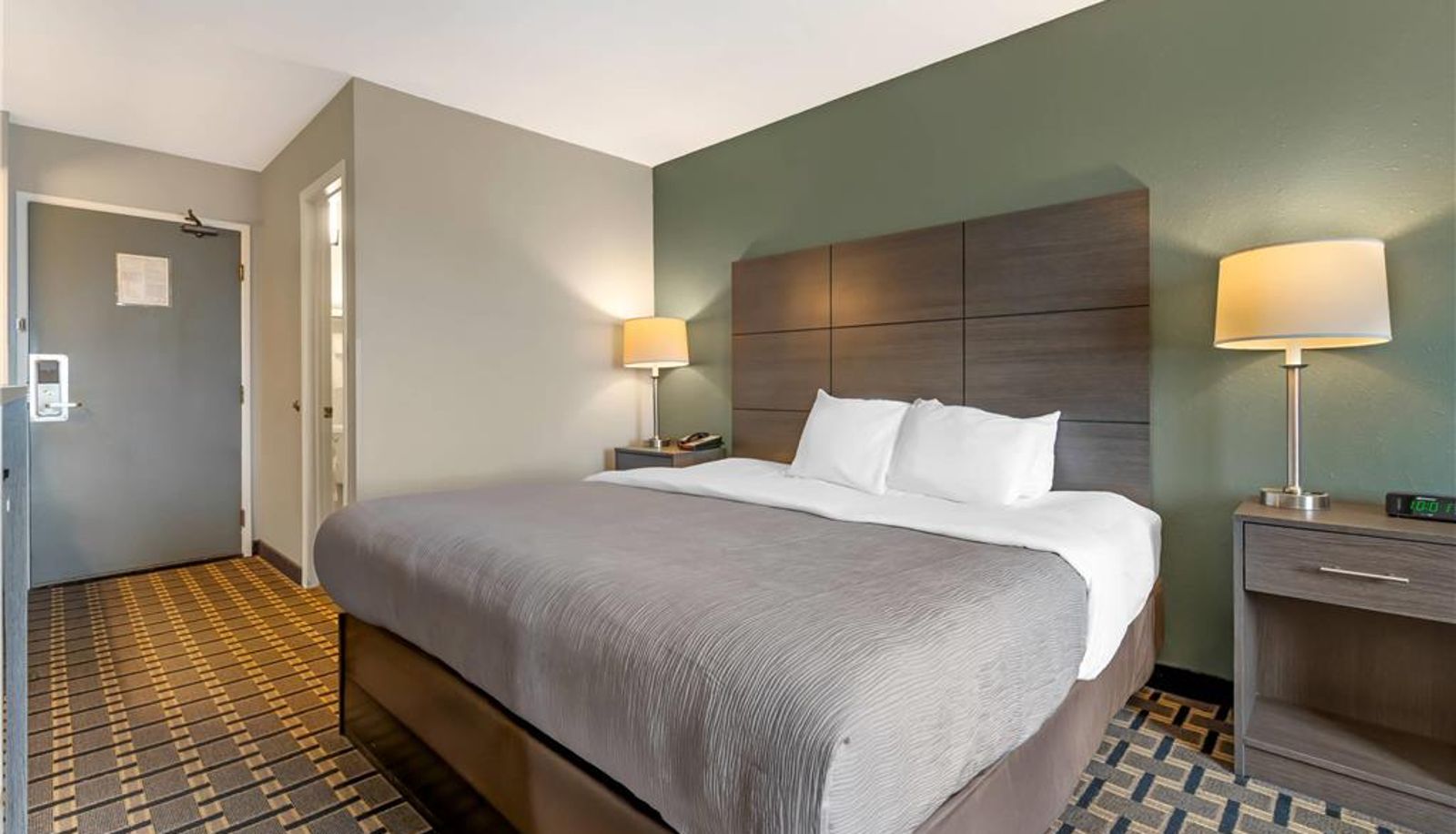 Zimmer - Quality Inn Mauston I-90