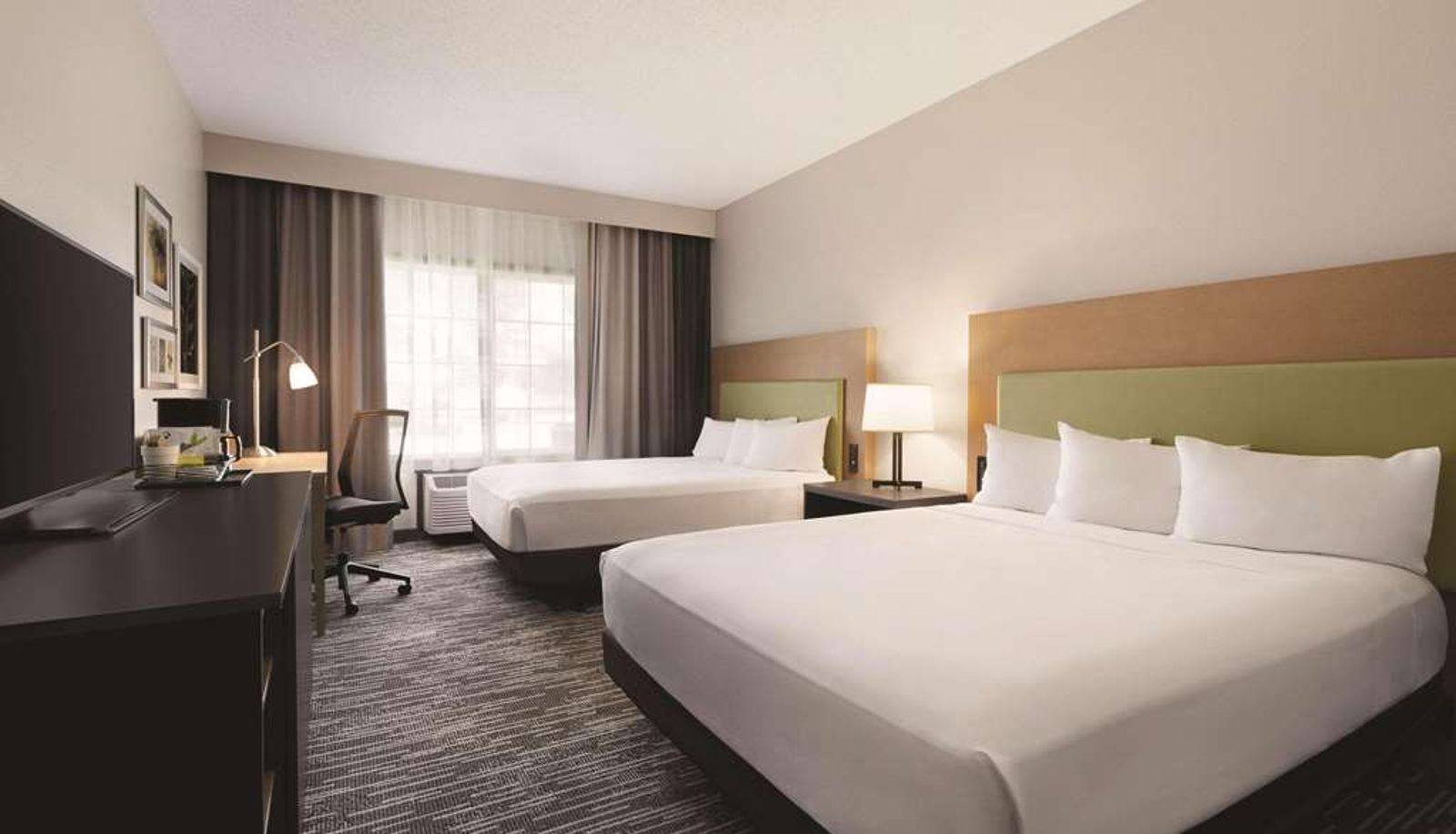 Zimmer - Country Inn & Suites by Radisson Detroit Lakes MN