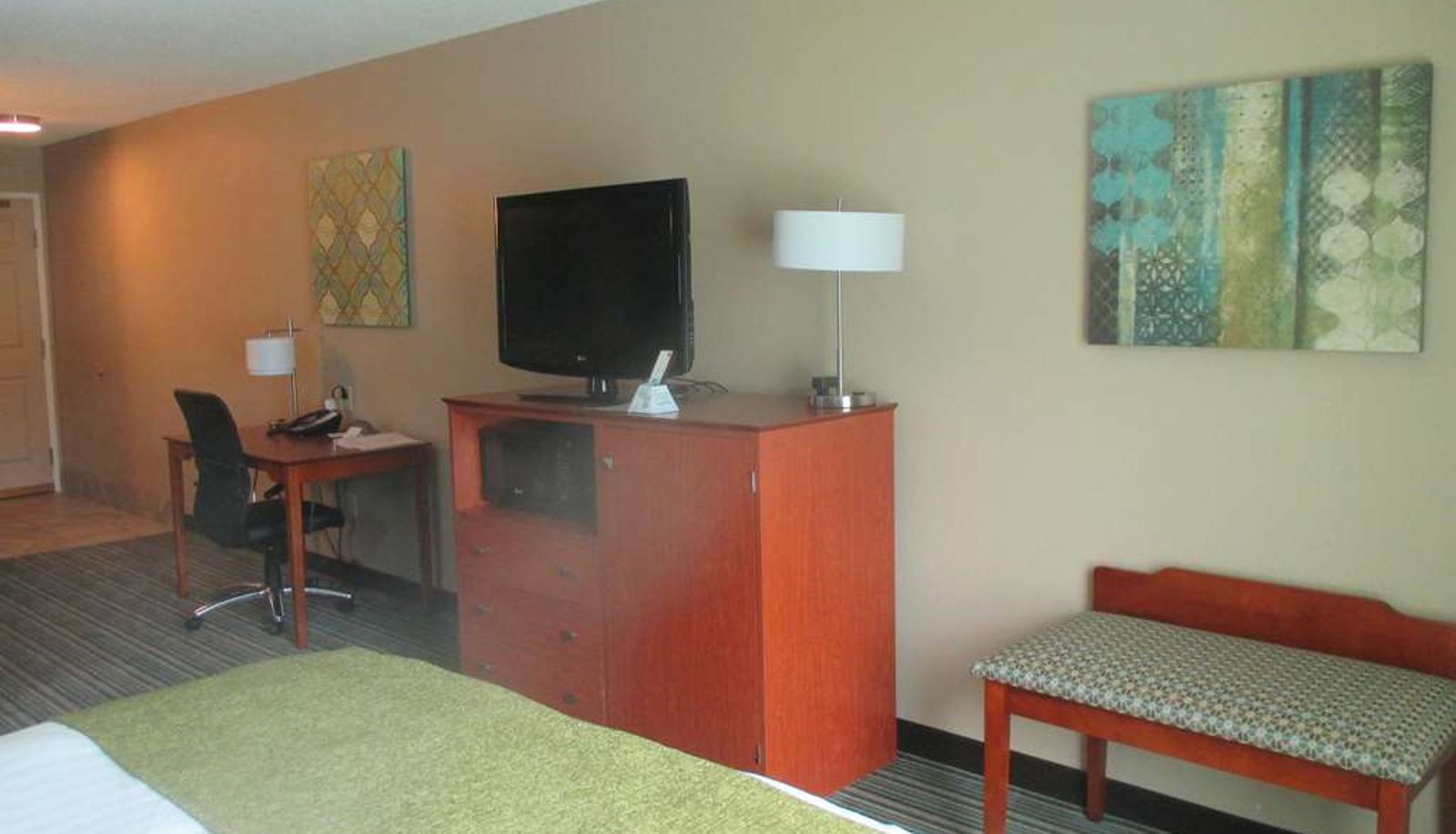Suite - Best Western Plus Menomonie Inn & Suites