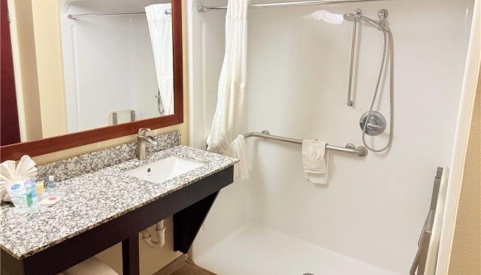 Room - Hawthorn Extended Stay by Wyndham Amarillo