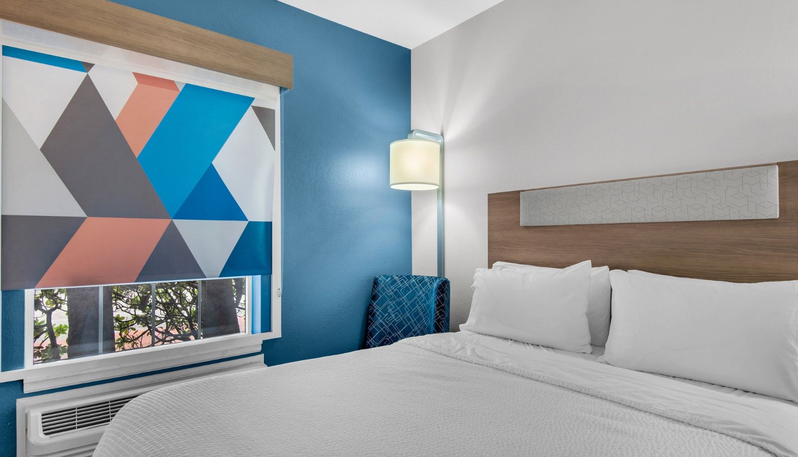 Chambre - Holiday Inn Express & Suites DESTIN E - COMMONS MALL AREA by IHG
