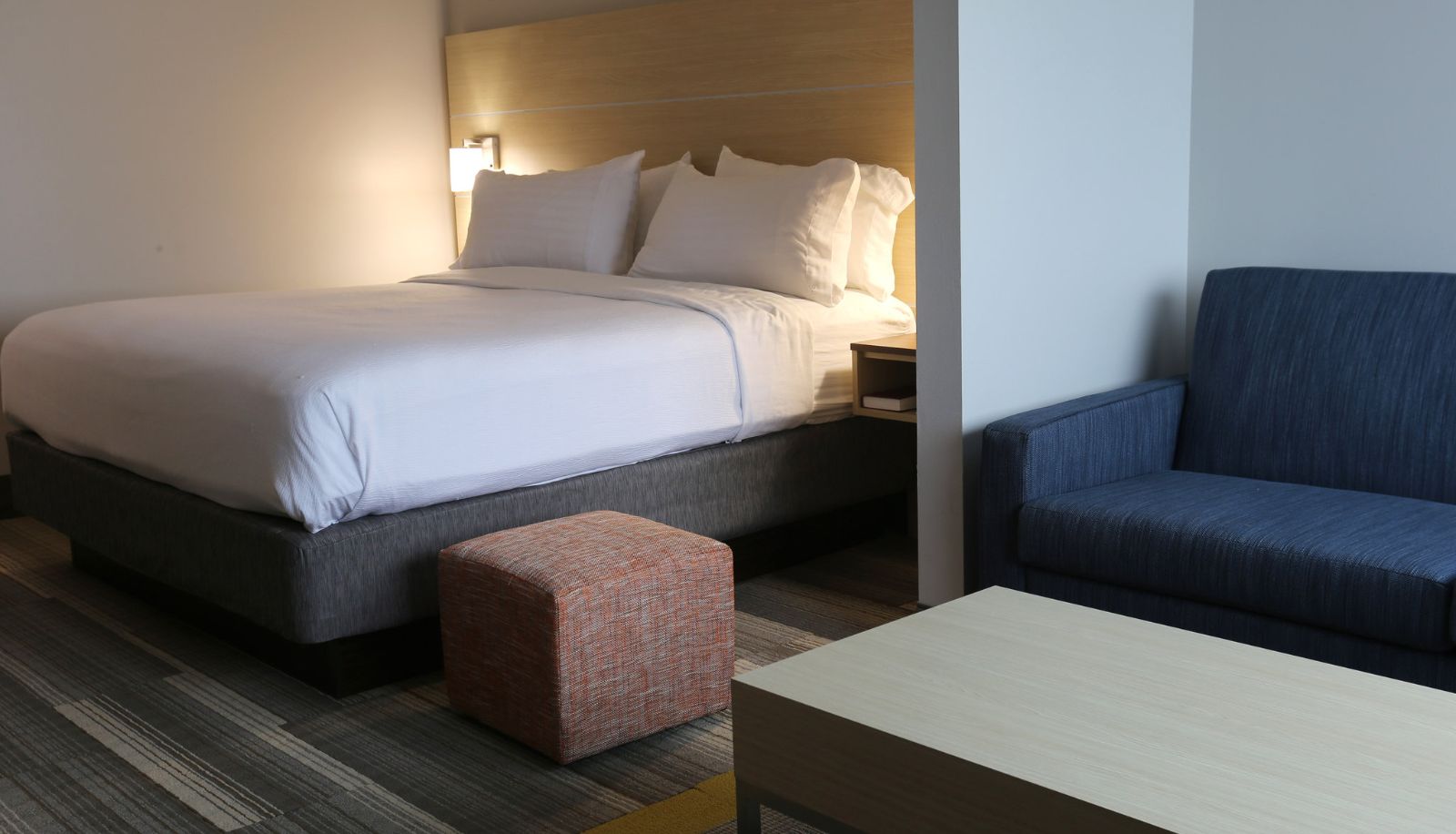 Room - Holiday Inn Express BILOXI - BEACH BLVD by IHG
