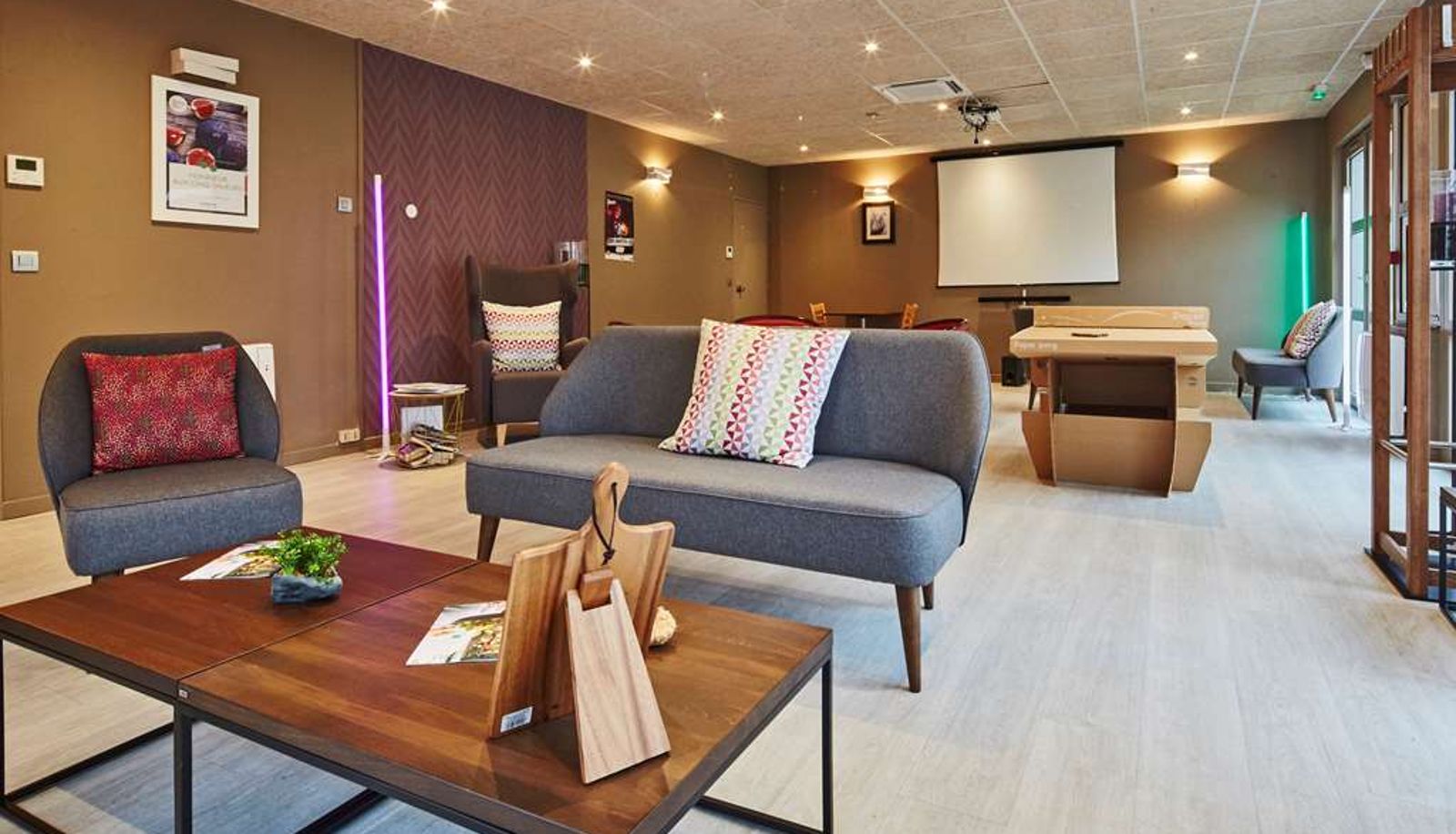 Lobby - CAMPANILE DIJON NORD - Toison d'Or